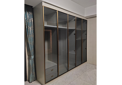 極簡輕奢衣柜 11